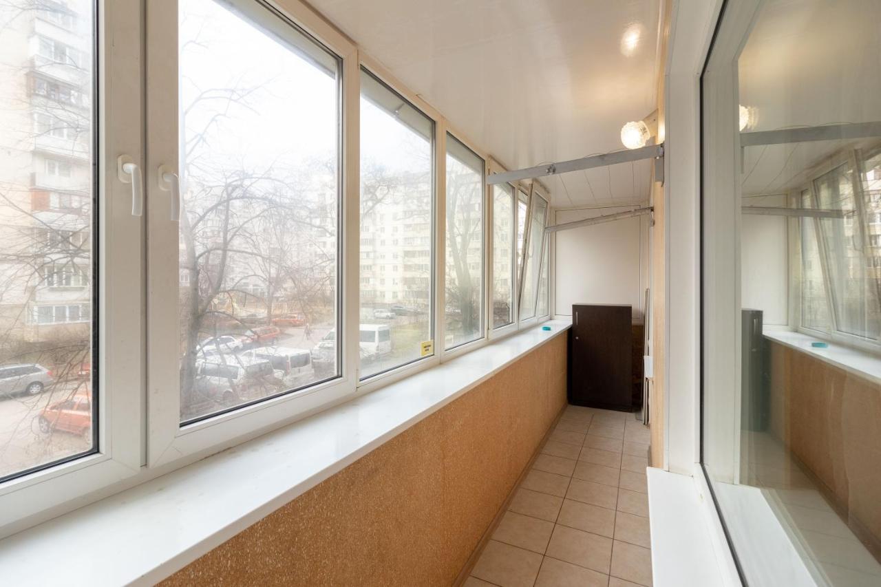 Kvartirkoff Na Geroev Dnepra 36 B Kiev Buitenkant foto